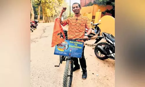 Odisha: मलकानगिरी के श्रद्धालु महाकुंभ मेले में शामिल होने के लिए 1,100 किमी साइकिल चलाएंगे