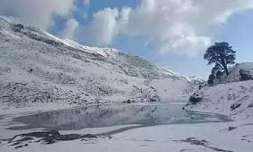 Uttarakhand:  इन जिलों में भारी बर्फबारी, बारिश का अलर्ट
