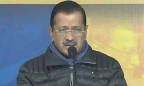 केजरीवाल ने भाजपा के प्रवेश वर्मा के खिलाफ ‘कैश फॉर वोट’ के आरोपों पर चुनाव आयोग की आलोचना की