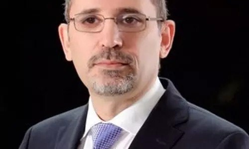जॉर्डन लेबनान के साथ संबंधों को बढ़ावा देने के लिए उत्सुक है: Foreign Minister Safadi जॉर्डन लेबनान के साथ संबंधों को बढ़ावा देने के लिए उत्सुक है: Foreign Minister Safadi