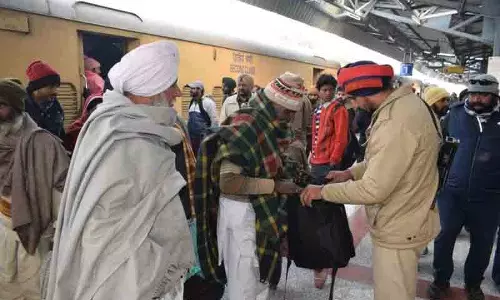 Punjab: पुलिस ने रेलवे स्टेशनों पर तलाशी अभियान चलाया