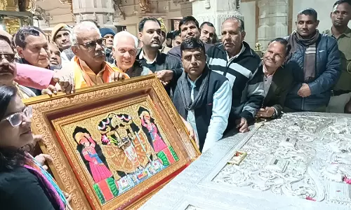 Jaipur: शिक्षा एवं पंचायतीराज मंत्री ने किए सांवलिया सेठ के दर्शन Jaipur: शिक्षा एवं पंचायतीराज मंत्री ने किए सांवलिया सेठ के दर्शन