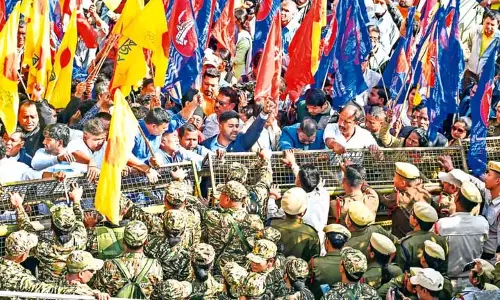 Assam कैबिनेट ने उमरंगसो कोयला खदान त्रासदी के लिए Assam कैबिनेट ने उमरंगसो कोयला खदान त्रासदी के लिए