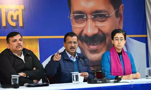 केजरीवाल ने दिल्ली में छात्रों के लिए मुफ्त बस यात्रा की घोषणा की