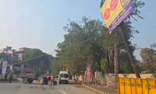 Haryana : पानीपत नगर निगम ने अवैध होर्डिंग्स और यूनिपोल पर कार्रवाई
