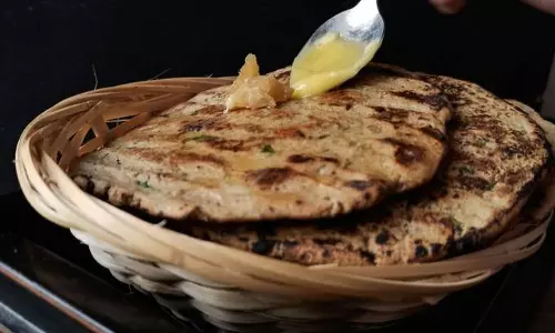 बाजरे और फूलगोभी की रोटी रेसिपी बाजरे और फूलगोभी की रोटी रेसिपी
