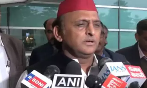 अखिलेश यादव, केजरीवाल ने पार्टी प्रवक्ता की कथित अपमानजनक टिप्पणी को लेकर BJP पर साधा निशाना अखिलेश यादव, केजरीवाल ने पार्टी प्रवक्ता की कथित अपमानजनक टिप्पणी को लेकर BJP पर साधा निशाना