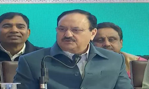 बीजेपी संकल्प पत्र: महिलाओं को हर महीने 2500 देने का ऐलान, सिलेंडर को लेकर भी बड़ी घोषणा बीजेपी संकल्प पत्र: महिलाओं को हर महीने 2500 देने का ऐलान, सिलेंडर को लेकर भी बड़ी घोषणा