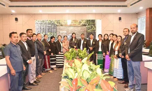 Arunachal : सीईओ ने 19 अधिकारियों को चुनाव उत्कृष्टता पुरस्कार से सम्मानित किया