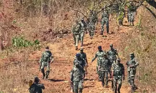 नक्सलियों ने रात में ग्रामीण का किया था अपहरण, सुबह मिली लाश नक्सलियों ने रात में ग्रामीण का किया था अपहरण, सुबह मिली लाश