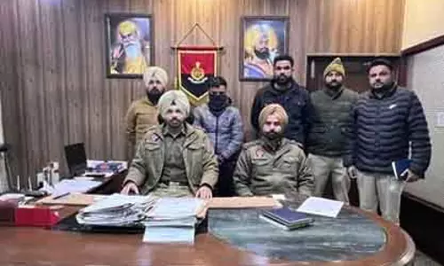 Mohali: फैक्ट्री कर्मचारी ही निकला 1.20 लाख लूट का आरोपी, गिरफ्तार