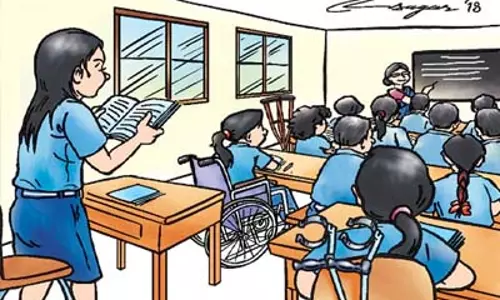 आस्था और आधुनिक शिक्षा के बीच का संबंध
