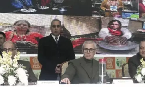 सीएम उमर ने JKRLM के उम्मीद कार्यक्रम को मजबूत करने की प्रतिबद्धता दोहराई सीएम उमर ने JKRLM के उम्मीद कार्यक्रम को मजबूत करने की प्रतिबद्धता दोहराई