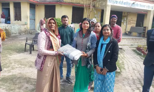 Baran: बेटी बचाओ बेटी पढाओ योजनान्तर्गत बेबी किट, खेश व बेबी चद्दर वितरण कार्यक्रम