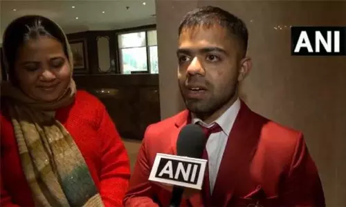 Paralympic स्वर्ण पदक विजेता नवदीप सिंह ने अपना अर्जुन पुरस्कार परिवार और कोच को समर्पित किया Paralympic स्वर्ण पदक विजेता नवदीप सिंह ने अपना अर्जुन पुरस्कार परिवार और कोच को समर्पित किया