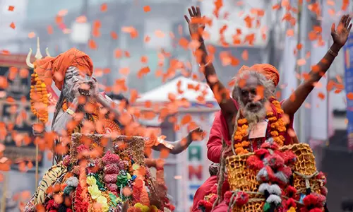 Maha Kumbh: एकता, समानता और सद्भाव का वैश्विक उत्सव Maha Kumbh: एकता, समानता और सद्भाव का वैश्विक उत्सव