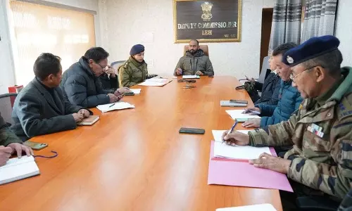 Jammu: नशीले पदार्थों से निपटने के लिए सामूहिक कदम उठाने की जरूरत