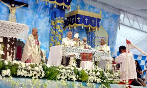 Sancoale में सेंट जोसेफ वाज़ पर्व पर बहुत उत्साह Sancoale में सेंट जोसेफ वाज़ पर्व पर बहुत उत्साह