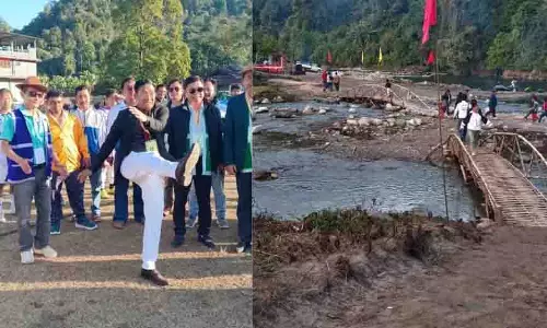 Arunachal: विधायक पेसी जिलेन ने पहले सी-सिका संगम महोत्सव और फुटबॉल टूर्नामेंट का उद्घाटन किया Arunachal: विधायक पेसी जिलेन ने पहले सी-सिका संगम महोत्सव और फुटबॉल टूर्नामेंट का उद्घाटन किया