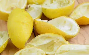 Lemon peel: नींबू का छिलका आएगा बहुत काम, इन अद्भुत तरीकों से करें इस्तेमाल