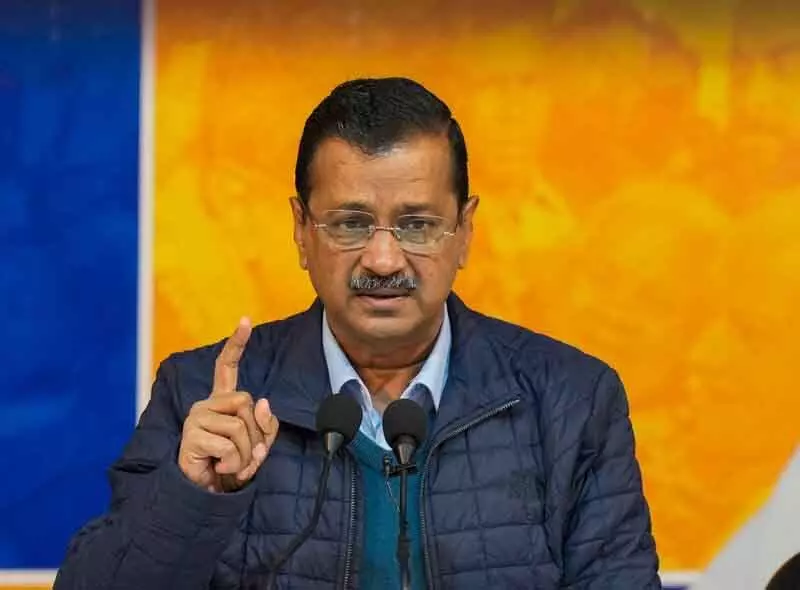 केजरीवाल ने पीएम मोदी को पत्र लिखकर मेट्रो ट्रेनों में छात्रों के लिए छूट मांगी