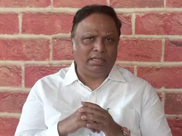 सैफ अली खान पर हमले के मामले में महाराष्ट्र के मंत्री Ashish Shelar ने कही ये बात