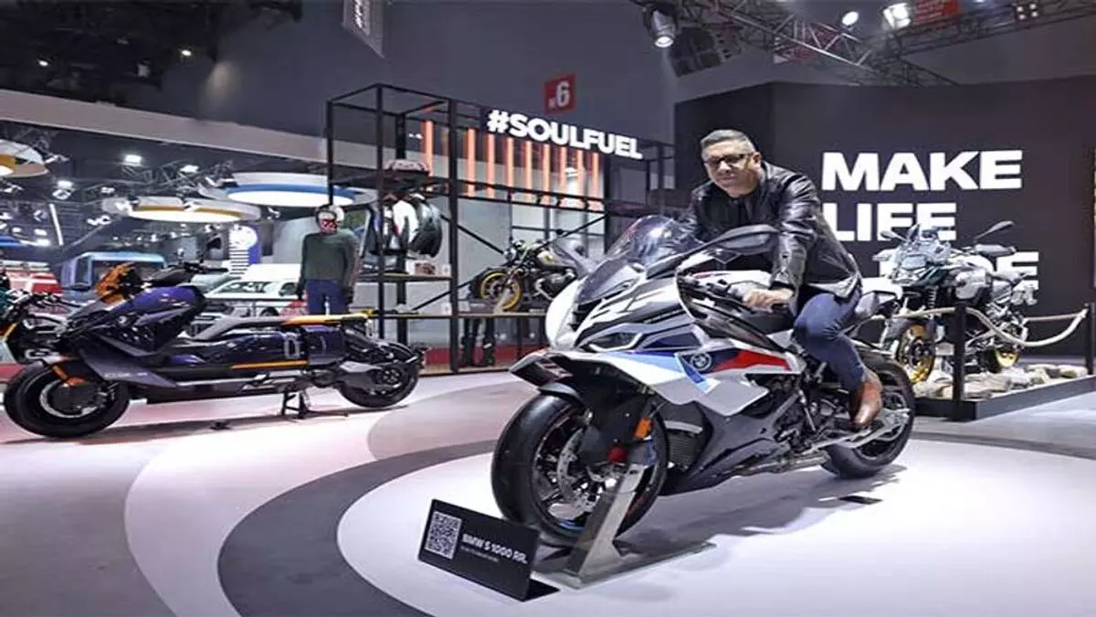 BMW मोटरराड इंडिया ने नई BMW S 1000 RR लॉन्च की