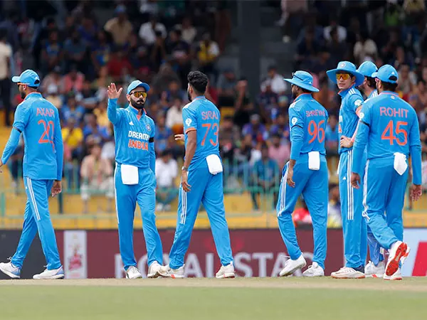 शमी की वापसी, सिराज को टीम से बाहर किया गया, Champions Trophy 2025 और इंग्लैंड वनडे सीरीज के लिए टीम की घोषणा की गई शमी की वापसी, सिराज को टीम से बाहर किया गया, Champions Trophy 2025 और इंग्लैंड वनडे सीरीज के लिए टीम की घोषणा की गई