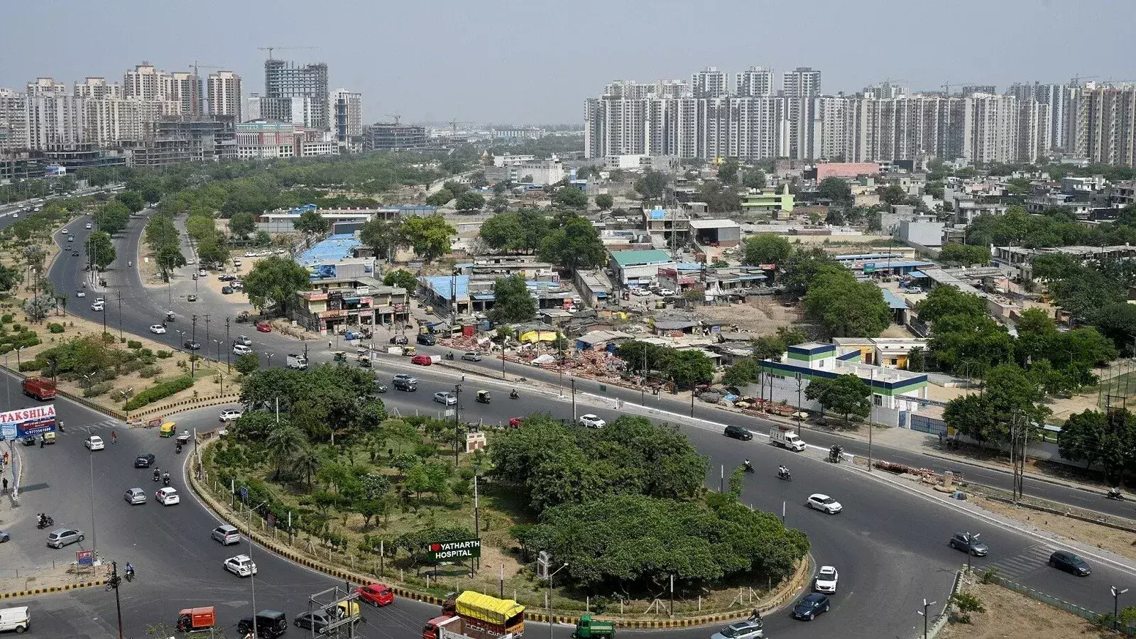 Greater Noida में गोलचक्करों का आकार कम कर यूटर्न बनाए जाएंगे