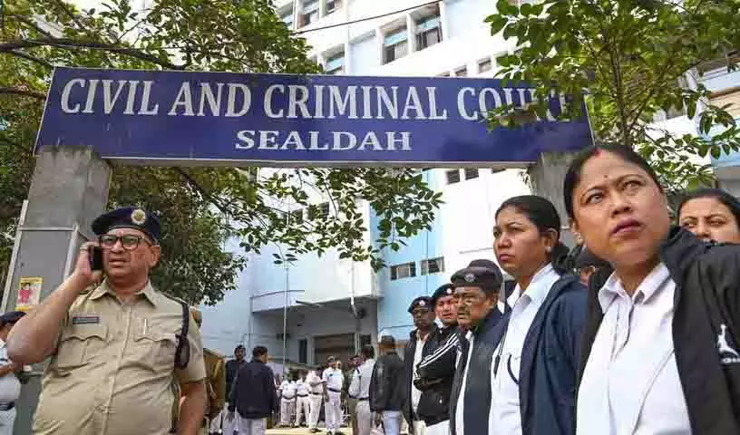 RG Kar ने संजय रॉय पर महिलाओं के साथ दुर्व्यवहार करने और उनकी चार पत्नियां रखने का आरोप लगाया RG Kar ने संजय रॉय पर महिलाओं के साथ दुर्व्यवहार करने और उनकी चार पत्नियां रखने का आरोप लगाया