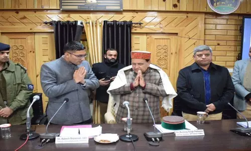 Himachal: स्पीकर ने जन शिकायतों के त्वरित समाधान की मांग की Himachal: स्पीकर ने जन शिकायतों के त्वरित समाधान की मांग की