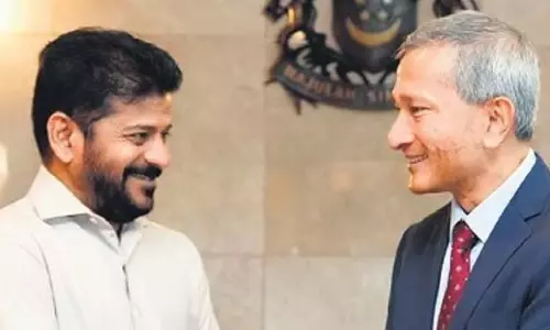 CM रेवंत रेड्डी ने कौशल विकास निगम के लिए सिंगापुर साइट के साथ समझौता ज्ञापन पर हस्ताक्षर किए CM रेवंत रेड्डी ने कौशल विकास निगम के लिए सिंगापुर साइट के साथ समझौता ज्ञापन पर हस्ताक्षर किए