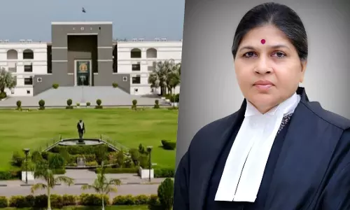 HC मुख्य न्यायाधीश और वरिष्ठ वकील के बीच तीखी नोकझोंक, जानें कोर्ट रूम में क्यों आया गुस्सा