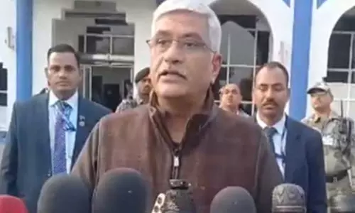 केंद्रीय मंत्री शेखावत ने महाकुंभ की तैयारियों के लिए CM Yogi की सराहना की