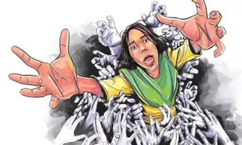 Odisha के बिसरा में नाबालिग से सामूहिक बलात्कार, पांच गिरफ्तार Odisha के बिसरा में नाबालिग से सामूहिक बलात्कार, पांच गिरफ्तार