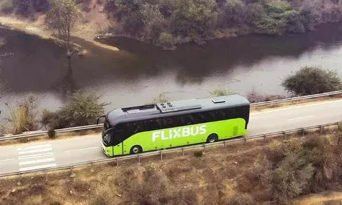 Bengaluru To Alappuzha: फ्लिक्सबस ने बजट किराए के साथ नई बस सेवा शुरू की Bengaluru To Alappuzha: फ्लिक्सबस ने बजट किराए के साथ नई बस सेवा शुरू की