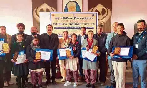 Jalandhar: जिला स्तरीय विज्ञान प्रदर्शनी में विद्यार्थियों ने दिखाई प्रतिभा Jalandhar: जिला स्तरीय विज्ञान प्रदर्शनी में विद्यार्थियों ने दिखाई प्रतिभा