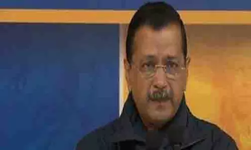 विधानसभा चुनाव से पहले AAP ने दिल्ली में किराएदारों को मुफ्त पानी, बिजली देने का किया वादा विधानसभा चुनाव से पहले AAP ने दिल्ली में किराएदारों को मुफ्त पानी, बिजली देने का किया वादा