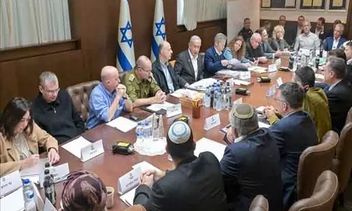 Israel कैबिनेट ने हमास के साथ गाजा संघर्ष विराम समझौते को मंजूरी दी Israel कैबिनेट ने हमास के साथ गाजा संघर्ष विराम समझौते को मंजूरी दी