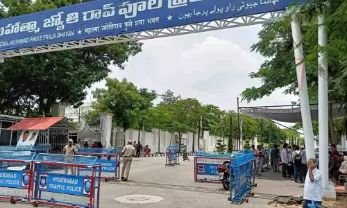 Prajavani को शुक्रवार को 3000 से अधिक आवेदन प्राप्त हुए Prajavani को शुक्रवार को 3000 से अधिक आवेदन प्राप्त हुए