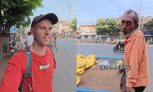 एक केले की कीमत 100 रुपये Hyderabad के एक विक्रेता की मांग से पर्यटक हैरान एक केले की कीमत 100 रुपये Hyderabad के एक विक्रेता की मांग से पर्यटक हैरान
