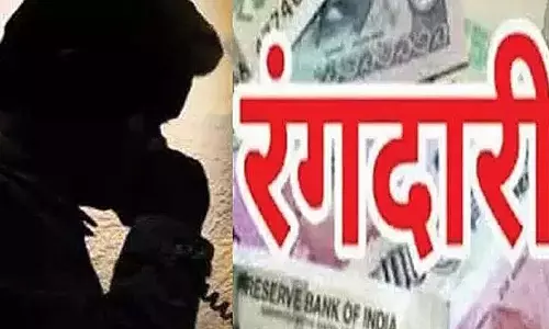 Gorakhpur: टेलीकॉम कंपनी की टीम से रंगदारी मांगने का मामला सामने आया