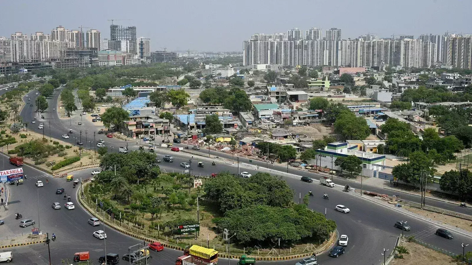 Greater Noida में गोलचक्करों का आकार कम कर यूटर्न बनाए जाएंगे