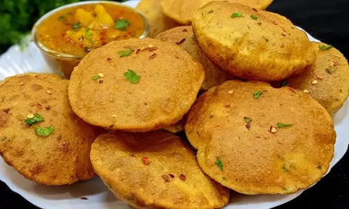 उड़द दाल पूरी रेसिपी
