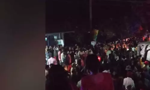 Kerala :  नेदुमनगड में पर्यटक बस पलटी, एक की मौत, कई घायल
