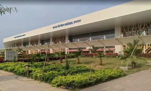 Tripura : बुनियादी ढांचे में सुधार के बाद एमबीबी हवाई अड्डे को ग्रेड II में अपग्रेड किया गया Tripura : बुनियादी ढांचे में सुधार के बाद एमबीबी हवाई अड्डे को ग्रेड II में अपग्रेड किया गया