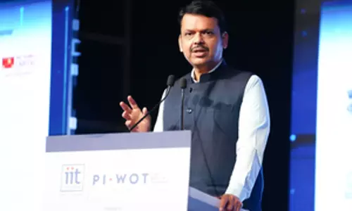 एआई और आईटी विभिन्न क्षेत्रों में क्रांतिकारी बदलाव लाएंगे: Maharashtra CM