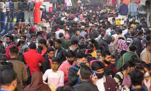 Shopping Expo में भारी भीड़ देखी गई, निवासियों ने विविधता का आनंद लिया