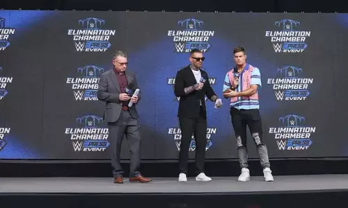 WWE ने नेटफ्लिक्स पर रॉ के लिए कोरी ग्रेव्स को चल रहे विवाद के बीच नजरअंदाज कर दिया