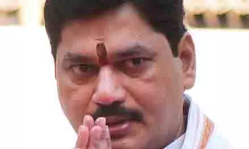 Maharashtra : सरकार द्वारा जारी संरक्षक मंत्रियों की सूची में धनंजय मुंडे को नहीं मिली जगह Maharashtra : सरकार द्वारा जारी संरक्षक मंत्रियों की सूची में धनंजय मुंडे को नहीं मिली जगह